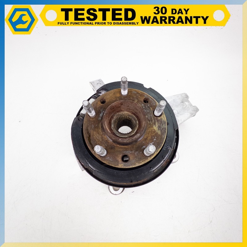 97-98 Corvette C5 REAR RIGHT SPINDLE KNUCKLE WHEEL HAB OEM