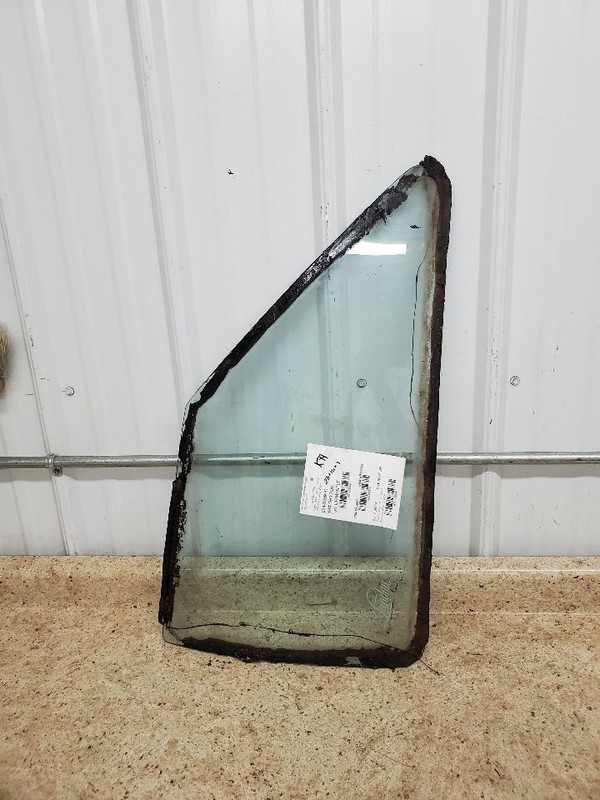 Passenger Right Quarter Glass Electra 2 Door Fits 75-76 BUICK 303599