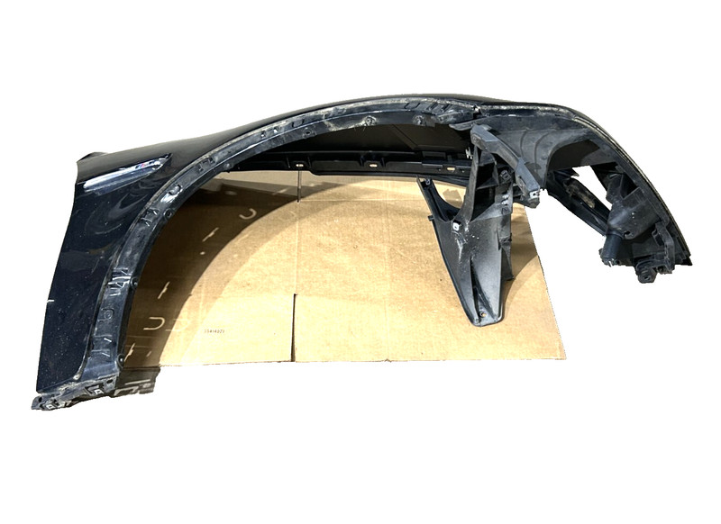 2010-2013 BMW X5 M E70 RIGHT SIDE PASSENGER FENDER OEM #A0.05