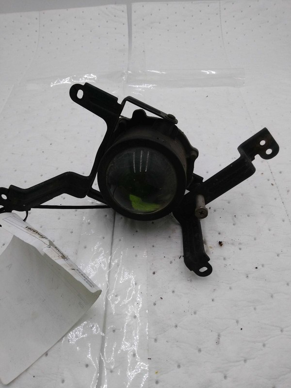 2015 KIA Sedona Right Fog Light Assembly Blue OEM 556681 104K Miles
