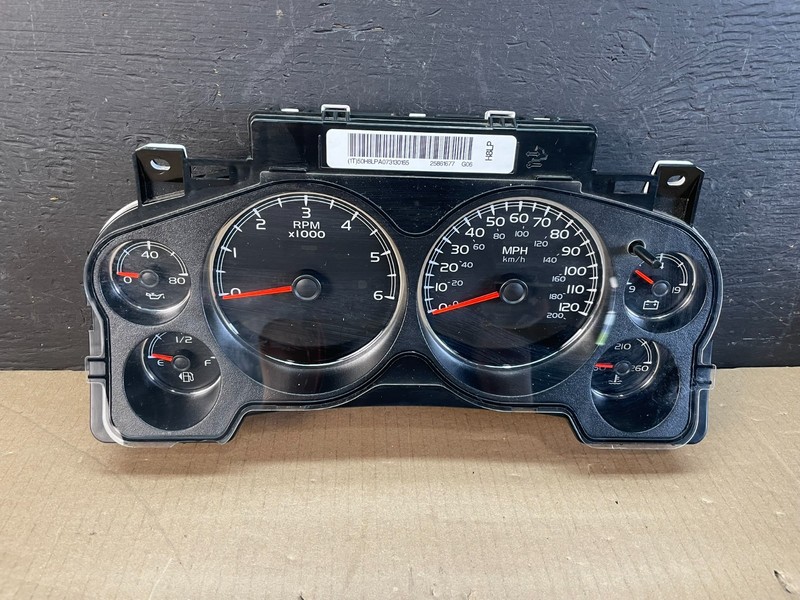2007 2012 GMC Yukon Tahoe Sierra Speedometer Cluster Gauge Oem AE3666 DG