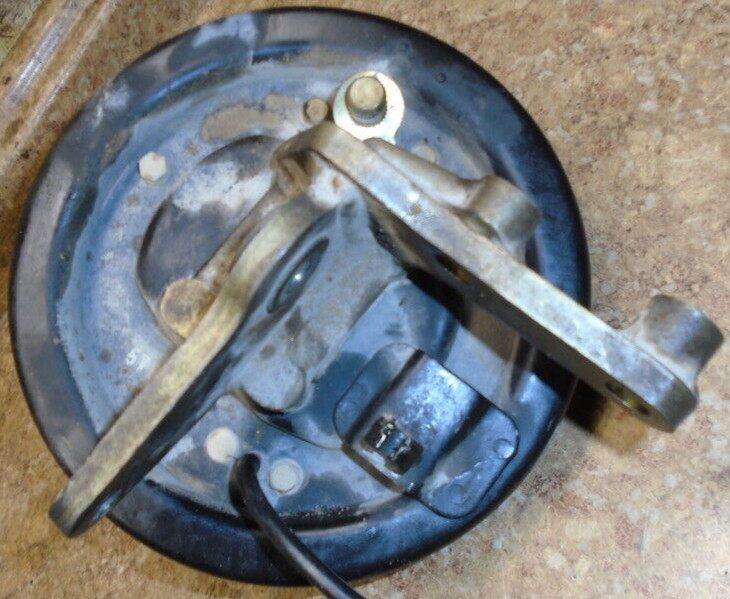 1996 Yamaha YFH250 250 Timberwolf Right Front Brake Drum Cover Shoes Hub Knuckle
