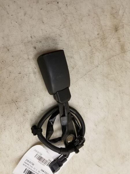 04 05 06 TOYOTA CAMRY PASSENGER SIDE FRONT SEAT BELT BUCKLE ASSEMBLY
