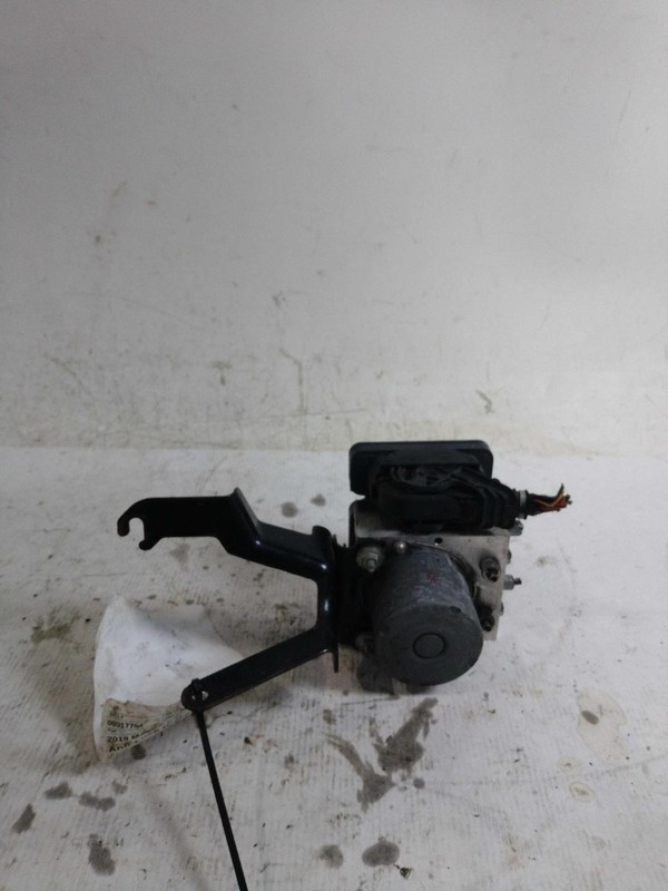 Used ABS Hydraulic Assembly fits: 2019 Mazda CX-3 w/o automatic braking Grade A
