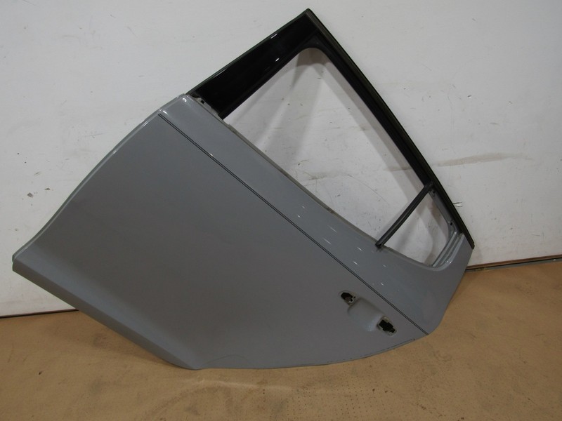 18-23 Kia Stinger GT1 2019 Rear Left Driver Door Shell Cover |
