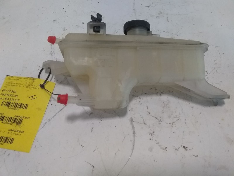 Coolant Reservoir Fits 06-18 RAV4 3439682
