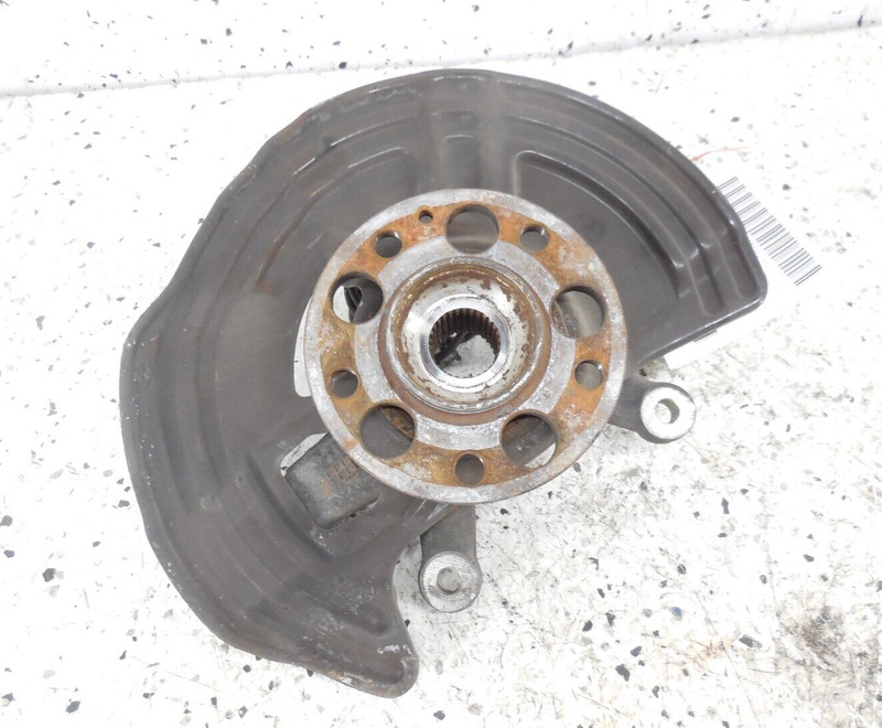 14-19 Mercedes-Benz CLA250 Front Spindle Knuckle Hub Passenger Right RH OEM