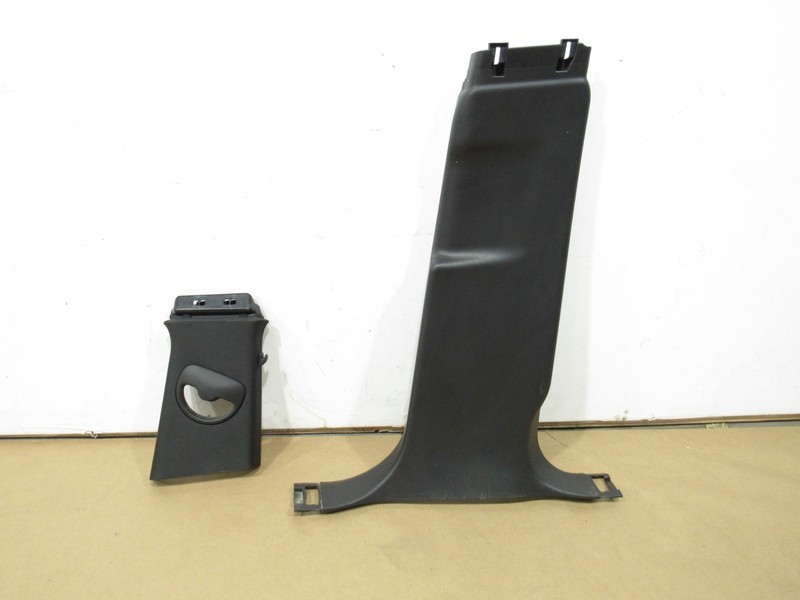 Land Range Rover Evoque 2023 Right B Pillar Cover Panel Trim Set 2 PCS 20-24 ;:A