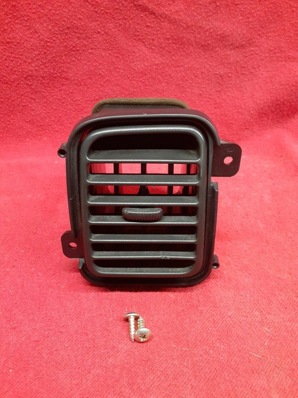 2002 2003 2004 Nissan Xterra Frontier LEFT Instrument Bezel Dash Vent Grille