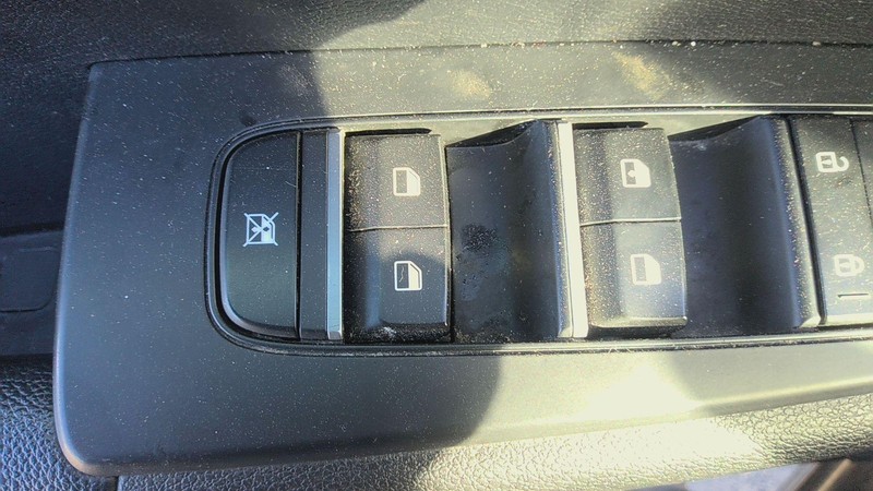 Door Switch Front KIA FORTE 19 20 21 22 23 24