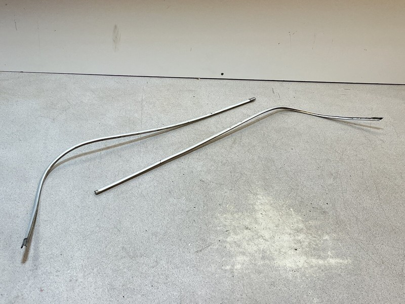 1968 Mercedes Benz W110 200D Rear Back Window Windshield Glass Top Trim Molding