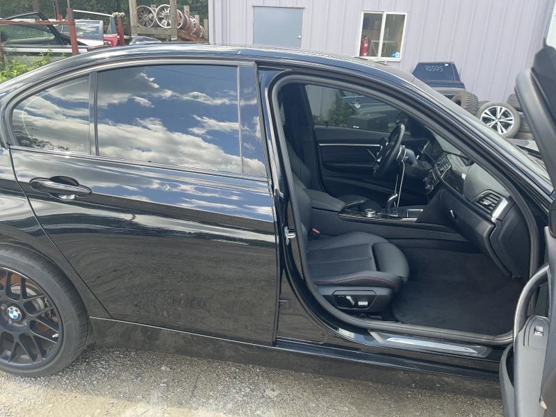 2012-2018 BMW 320i RIGHT ROCKER W/POST BLACK PC:668 SEDAN 2.0 AWD 73K 57247