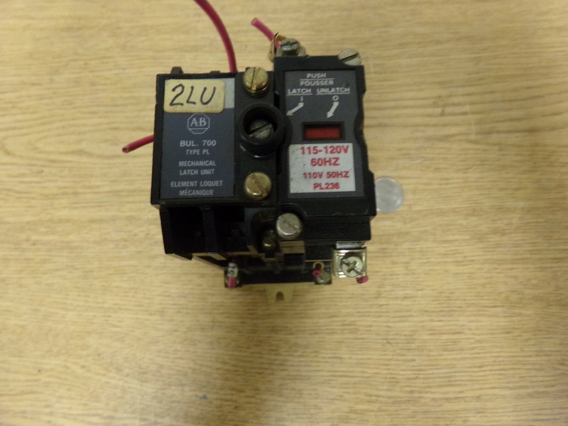 Allen Bradley 700-PLLAI Series B Mechanical Latch Unit 700-PL200A1 700-P200A1 Se