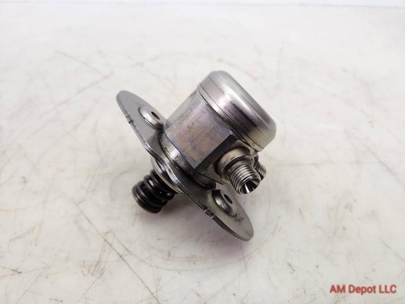 2014 BMW 320i 328i N20 N26 F30 F31 HPFP Early Injection Fuel Pump 13517584461