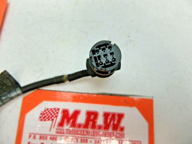 WIRE PLUG CONNECTOR OFF TOP VALVE COVER 07 08 09 BMW 328i N52N 3.0L MOTOR ENGINE