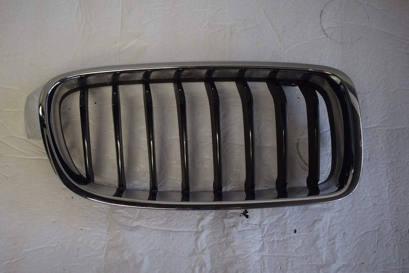 2012 2013 2014 2015 BMW 3 SERIES GENUINE Right FRONT GRILLE 192976-10 OEM