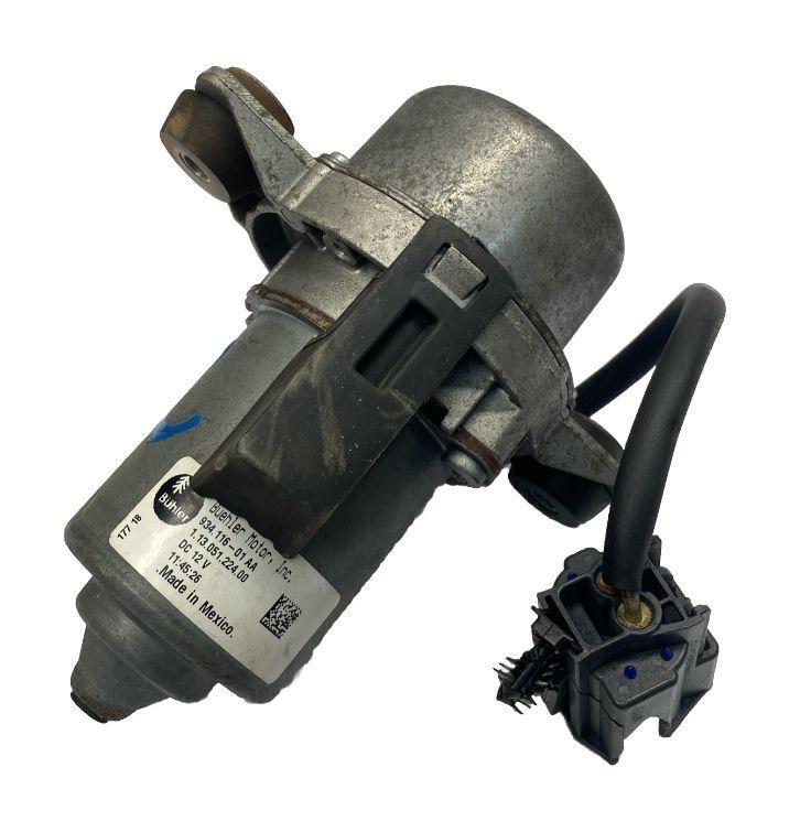 Chevrolet Caravan vacuum pump 2011 2020 power brake vacuum pump OEM 04581541AB