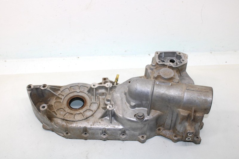 2004 Polaris Sportsman 500 Oem Transmission Gear Case Housing 3234059 AP129