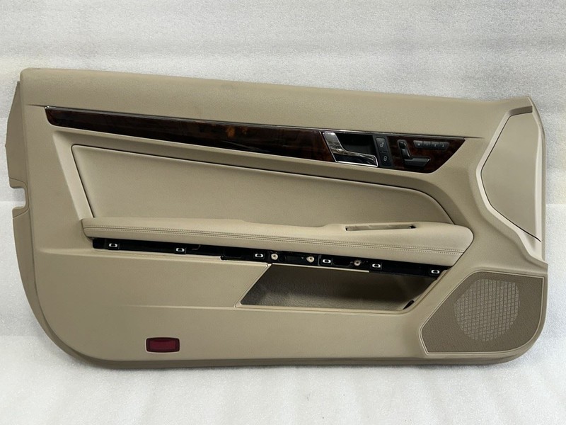 2010 2011 2012 2013 MERCEDES E350 E550 C207 DRIVER DOOR TRIM PANEL ALMOND 205A