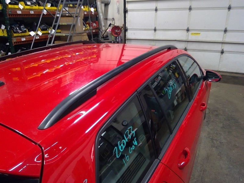 GOLF Wagon 2015-2019 Right Luggage Rack 1779917