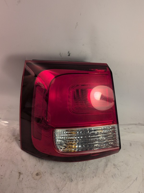 2014-2015 KIA Sorento Outer Tail Light Driver Side Left LH 92401-1U50 OEM