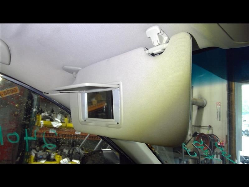 Driver Sun Visor Illuminated Dual Bulbs Fits 10-14 LEGACY 1363044