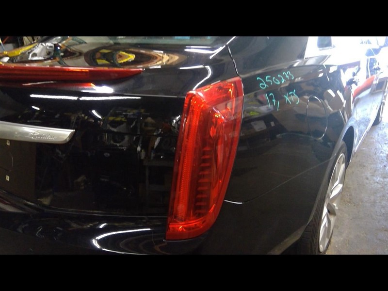 Passenger Right Tail Light Fits 13-17 XTS 1629779