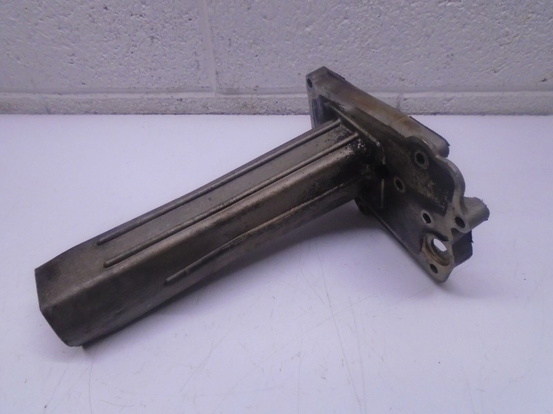 C5 329849 Evinrude Johnson 60-75 HP Outboard Inner Exhaust Tube Plate Megaphone