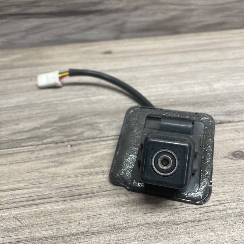 11 12 13 INFINITI M37 M35H M56 REAR BACK UP CAMERA P/N 28442-1MA0B OEM