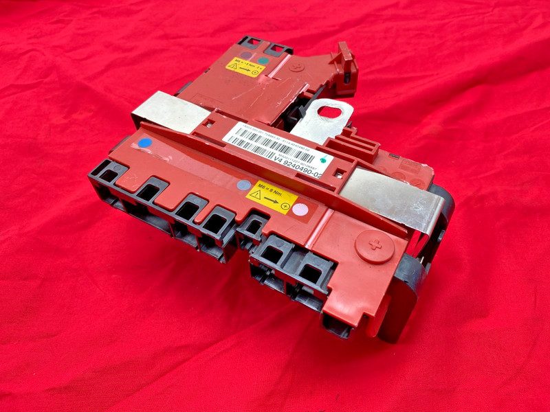 BMW F01 F02 F10 F12 F13 Rear Battery Power Positive Terminal Junction Box OEM✅