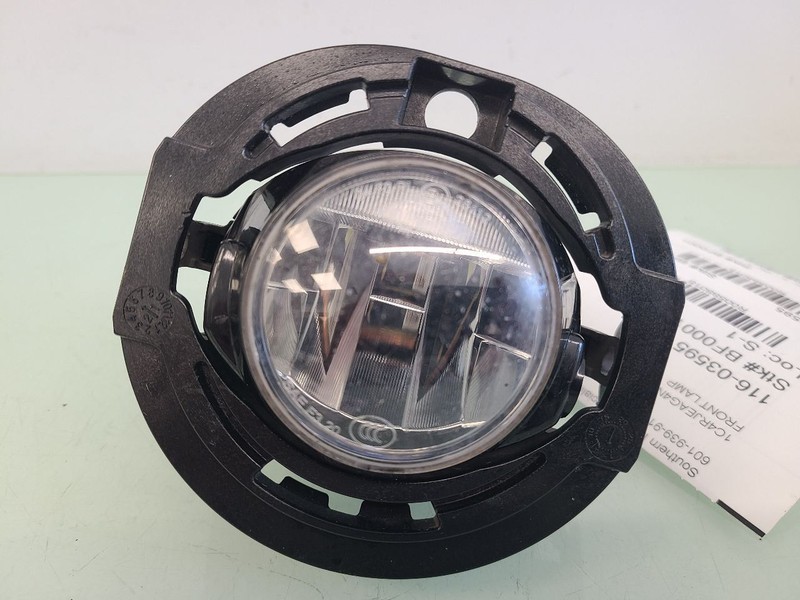 Corner/Park Light Wk Body VIN E Or F LED Fits 15-17 19-22 GRAND CHEROKEE 588018