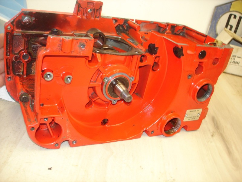 Jonsered 920 crank case electrolux motor chainsaw part bin 754