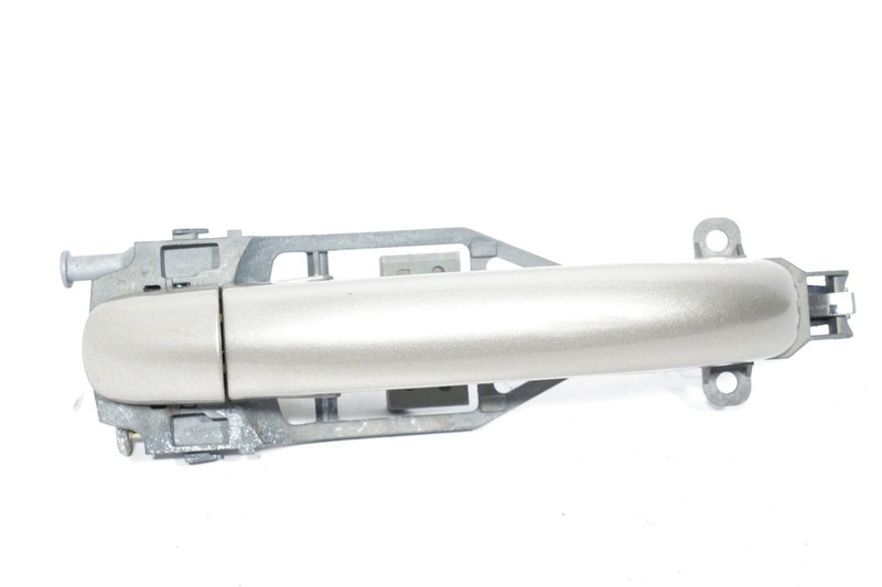 04-07 VOLKSWAGEN TOUAREG REAR RIGHT PASS SIDE EXTERIOR DOOR HANDLE 7LA BG1 OEM