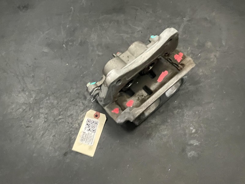 Front Left Brake Caliper 2020 GMC Acadia 84822410 2017 2018 2019