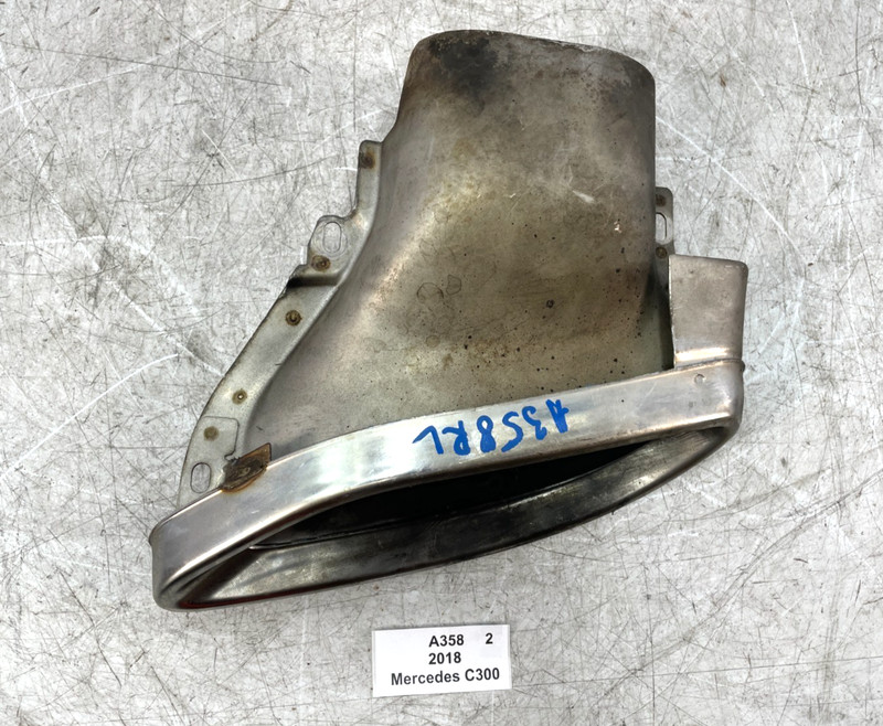✅ 15-21 OEM Mercedes C300 A205 W205 2.0L Rear Left Driver Exhaust Muffler Tip