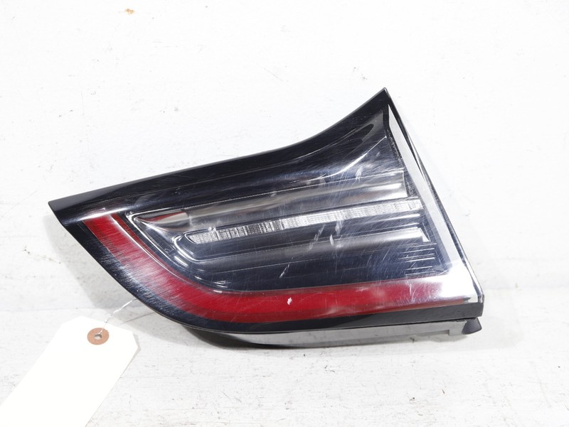 2017-2023 Tesla Model Y/3 LEFT Tail Lamp Assembly Trunk Side 1077401 OEM