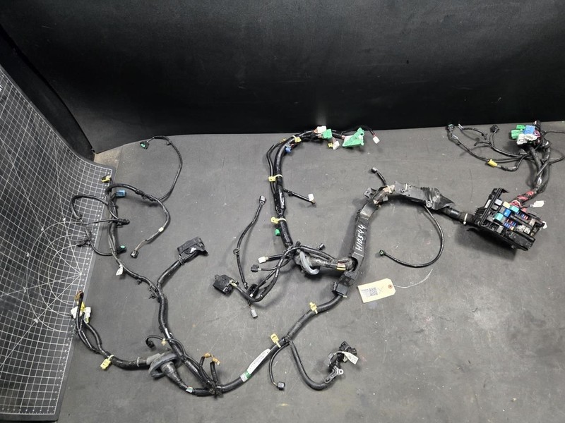 Engine Room Wiring Harness 2019 Honda CR-V 32200-TLB-A34 For Parts X