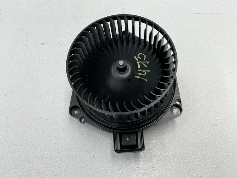 2021-2024 BMW M3 G80 HVAC AC Heater Blower Motor Fan 1473 OEM