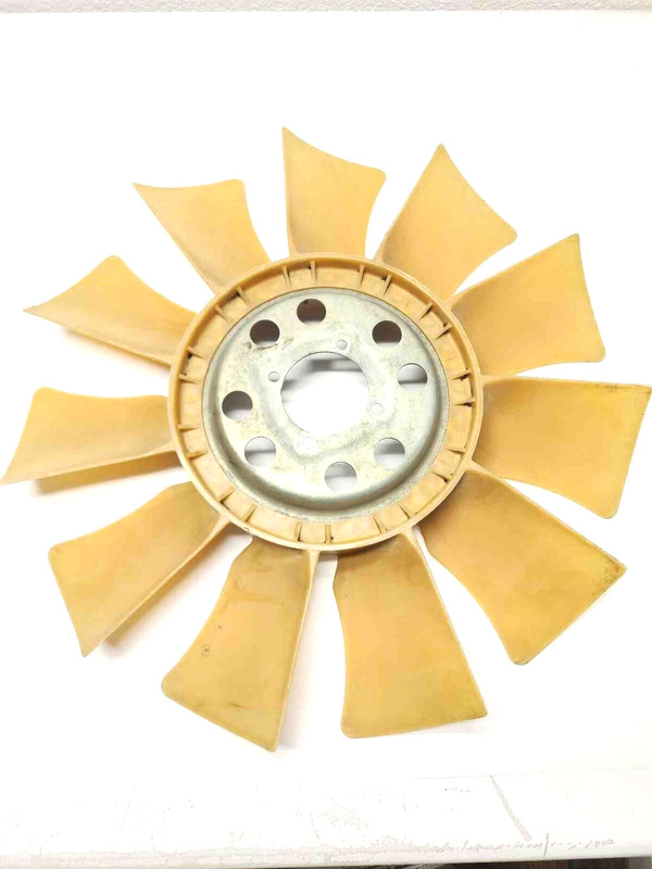 2003 Navigator 5.4L Fan Clutch Blade Plastic OEM F85Z8600AA