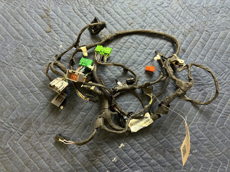 Used Oem Land Rover Right Front Seat Wiring Harness 2019 Range Rover Evoque