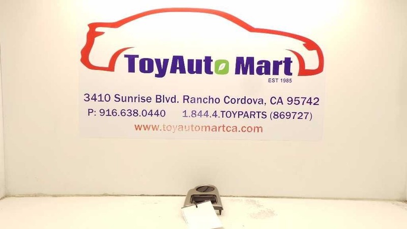 03 04 05 06 07 08 MATRIX LEFT HAND FRONT AC HEATER VENT 55404-01030