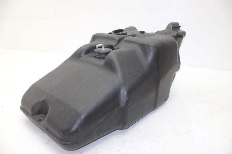 89 Yamaha Exciter EX570N OEM Gas Tank 82M-24111-00-00 SY54
