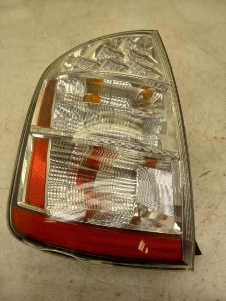 06-09 TOYOTA PRIUS 1.5L 4CYL DRIVER SIDE REAR TAIL LIGHT ASSEMBLY