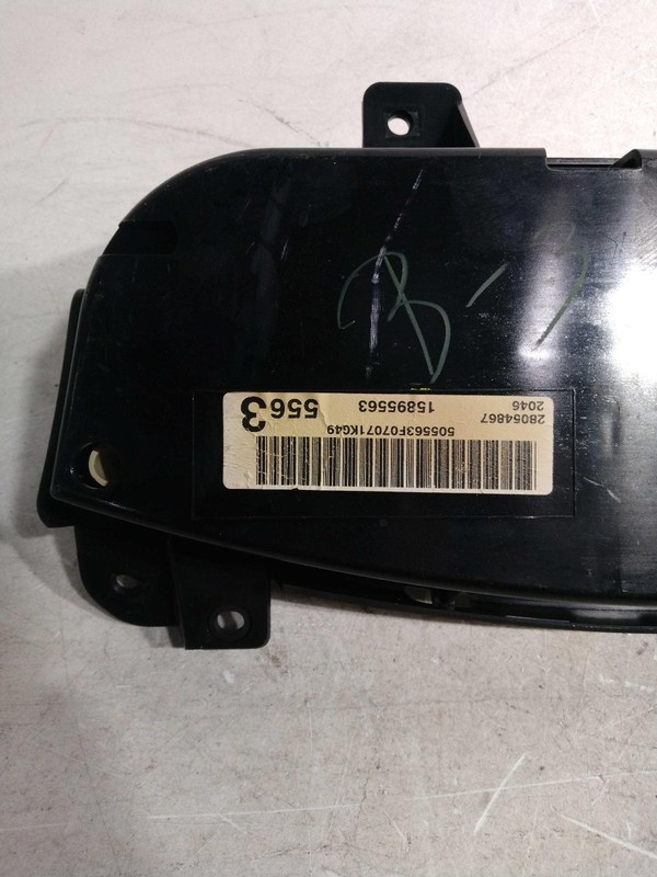 2007 Chevrolet Impala Speedometer Gauge Black OEM 15895565 104K Miles