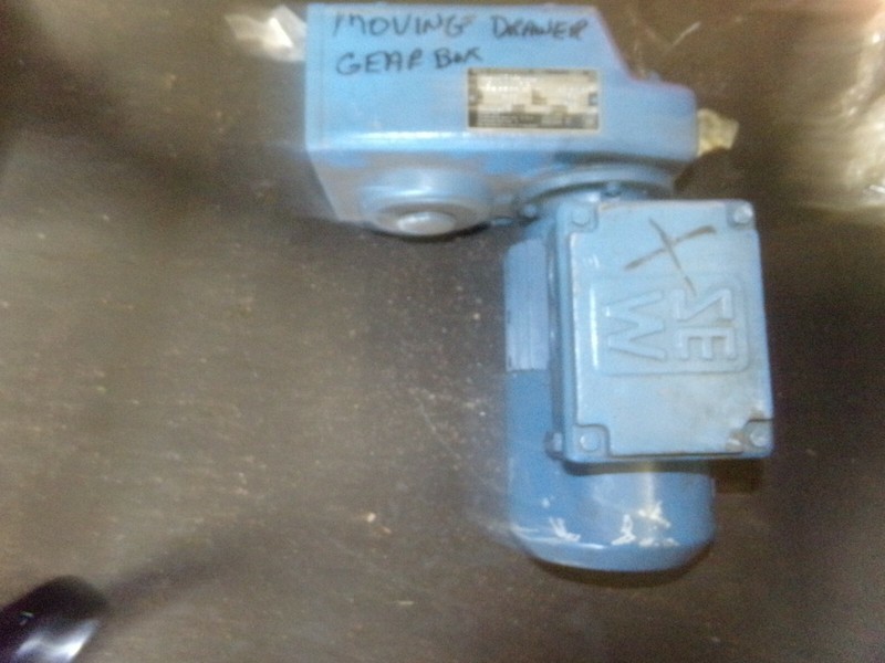Sew-Eurodrive FA40DT71C4BHHRTF Gear Motor Assembly 850008872 0