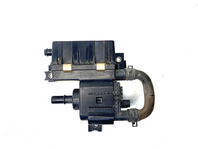 13-16 LINCOLN MKZ EVAPORATIVE EMISSIONS CANISTER OEM #A0.57