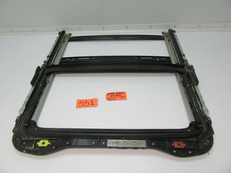 SUNROOF SUN ROOF TRACK RAIL TOP FRAME MOON GLASS WINDOW fits 01-05 LEXUS IS300