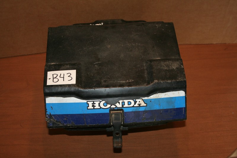 1984 Honda ATC 200ES Trunk Storage Compartment Box OEM 200M 84