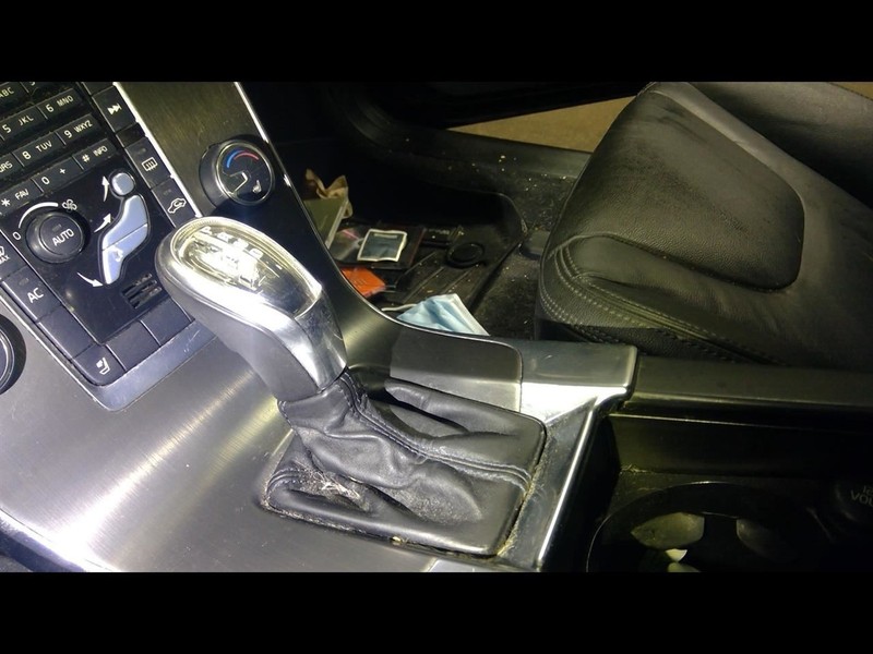 2013 S60 Automatic Transmission Shifter 1594257