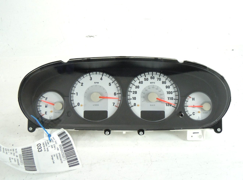 2004-2006 Dodge Stratus Sedan Speedometer Instrument Cluster MPH OEM 106K